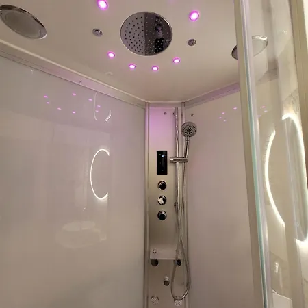Victoria - Hyper-centre - Hammam - Lit Queen Size - Wi-fi