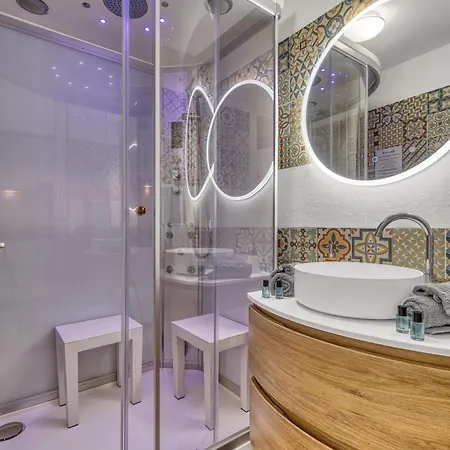 Victoria Spa, Au Coeur Du Centre-ville Hammam -wifi -grand Lit Double Queen Size 160x200cm Διαμέρισμα
